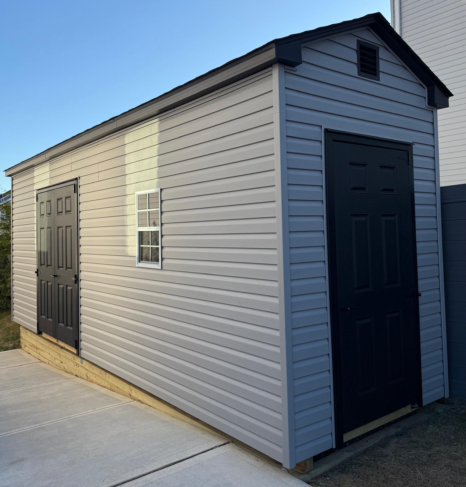 Two-Tone Vinyl with Double Doors